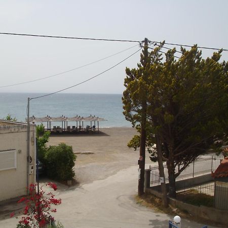 To Kyma Aparthotel Amarynthos Exterior foto